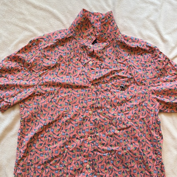 Vineyard Vines Pineapple Button Down - Picture 2 of 5